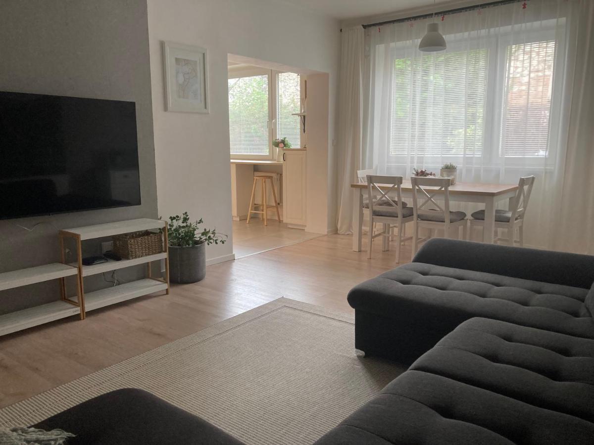 Apartamento Family Provence Mikulov Exterior foto