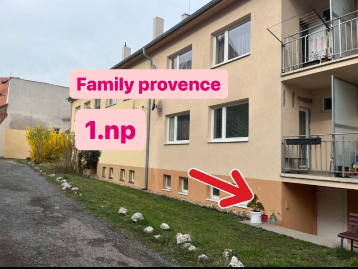 Apartamento Family Provence Mikulov Exterior foto